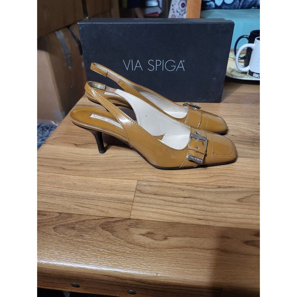 New with Box Via Spiga slingbacks. Caramel color Size 8.5M - Picture 4 of 12